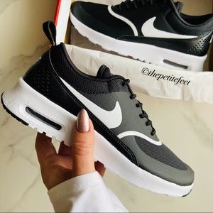 nike minimalist shoes womens